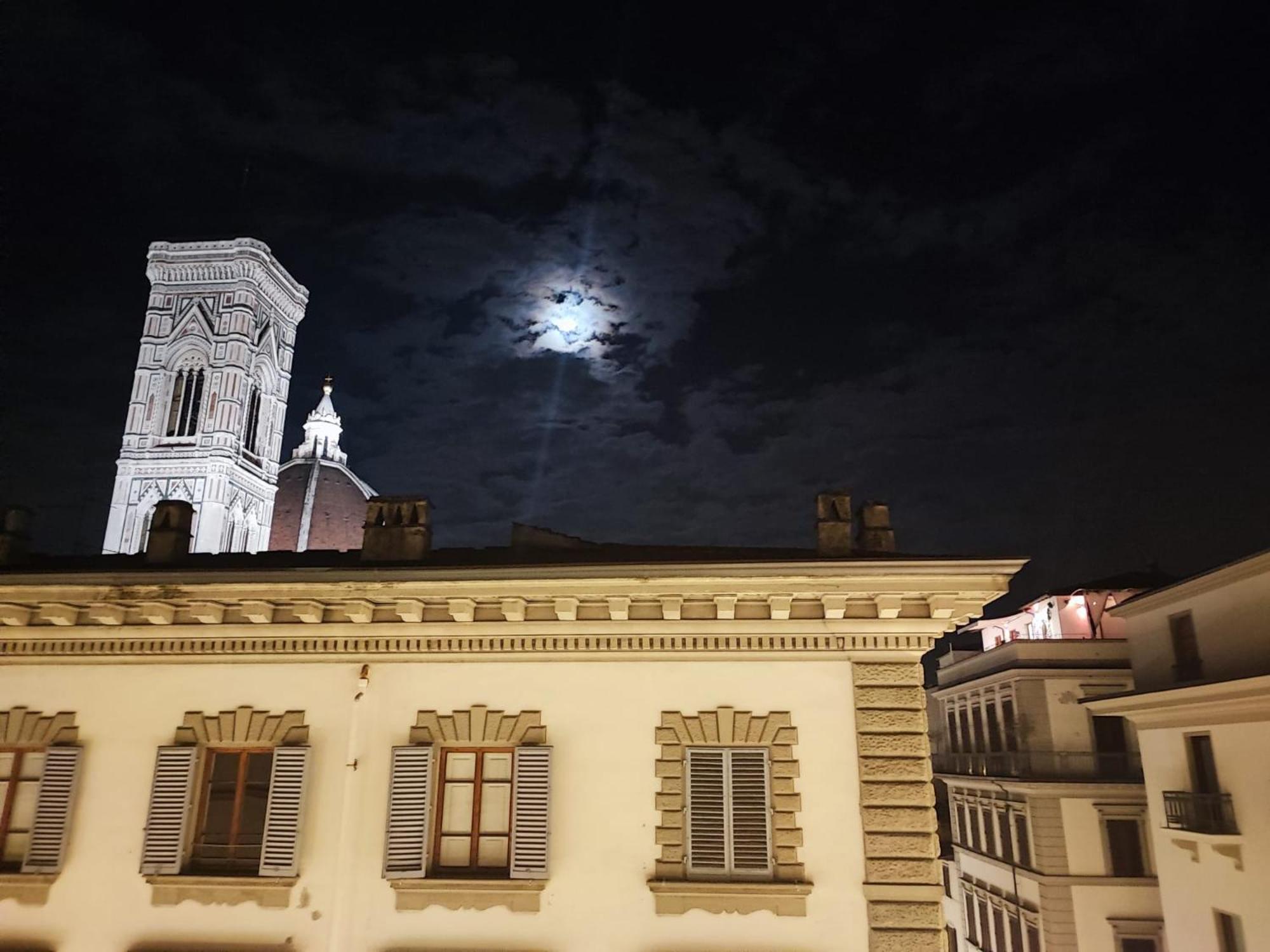 B&B Magnifico Messere Φλωρεντία Εξωτερικό φωτογραφία