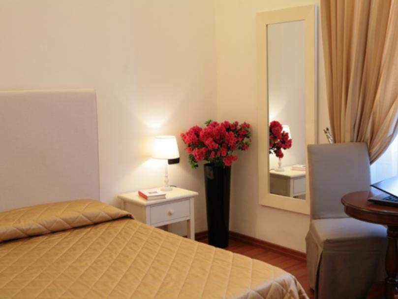 B&B Magnifico Messere Φλωρεντία Εξωτερικό φωτογραφία