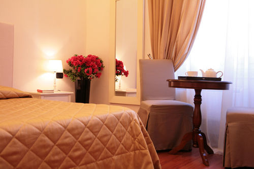 B&B Magnifico Messere Φλωρεντία Εξωτερικό φωτογραφία