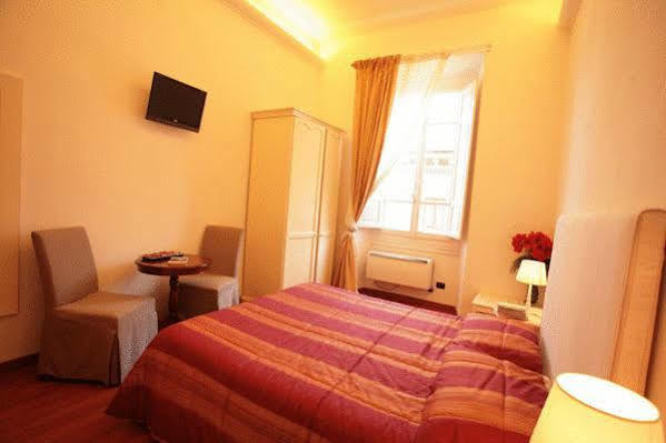 B&B Magnifico Messere Φλωρεντία Εξωτερικό φωτογραφία